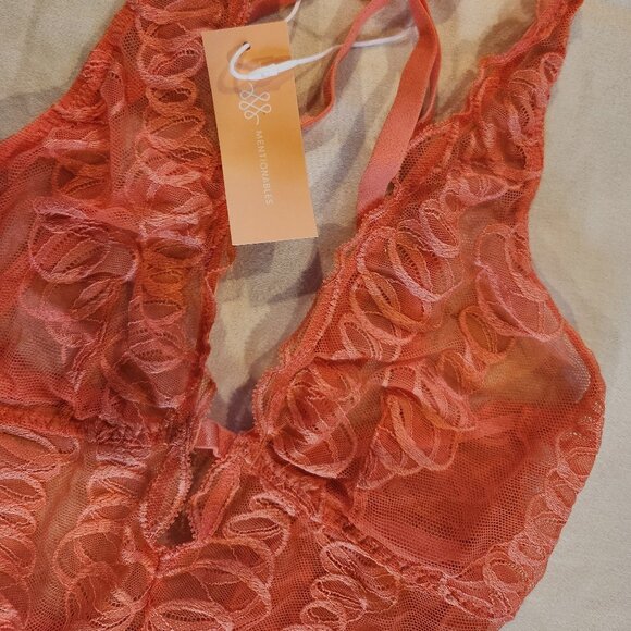 MENTIONABLES LACY CROTCHLESS TEDDY-HOT PINK SMALL - Picture 2 of 6